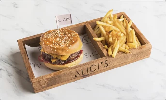 Alicis gallery 2